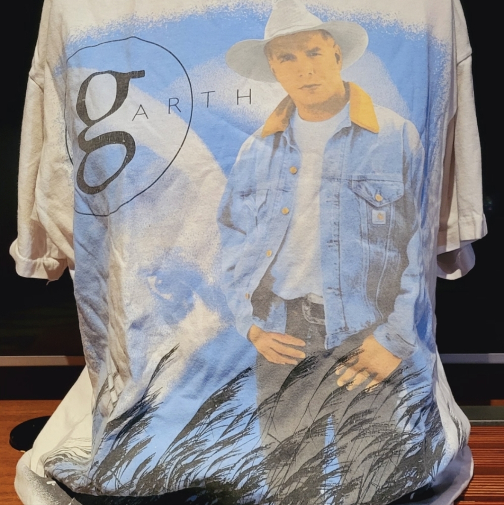 Garth brooks concert tee size XL